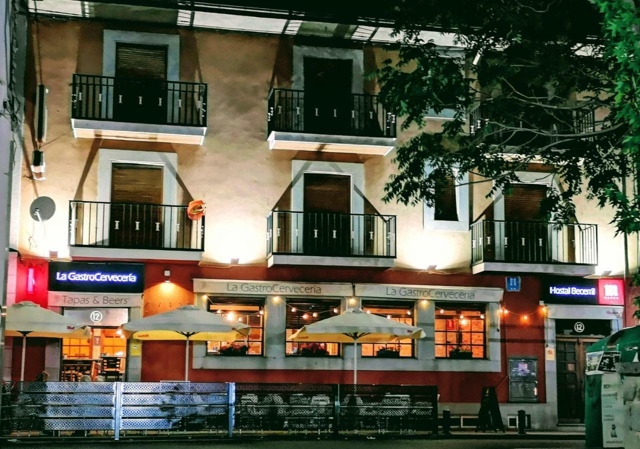Hostal Becerril 贝塞里尔德拉谢拉 外观 照片